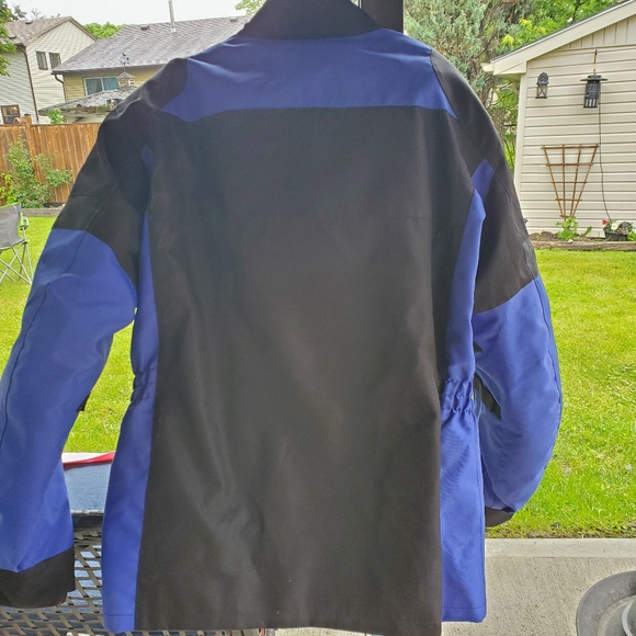 Motorcycle jacket - Picture 2 of 3